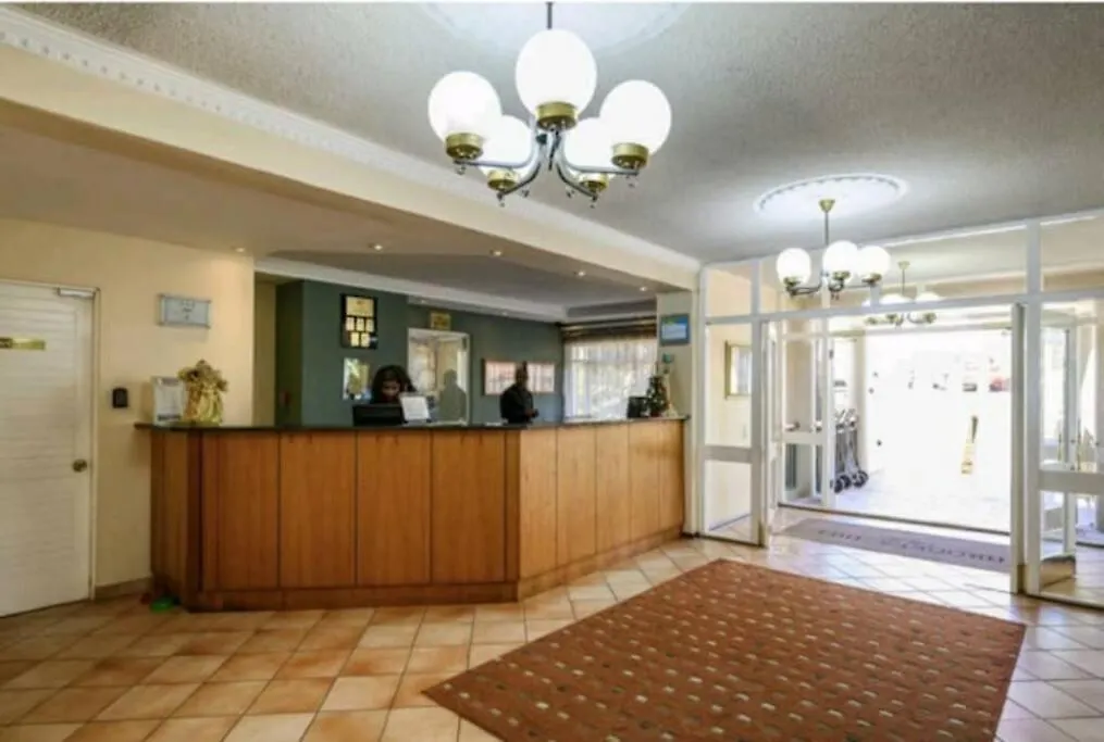 Blue Views Superior At Brookes Hill Suites Port Elizabeth 0*,