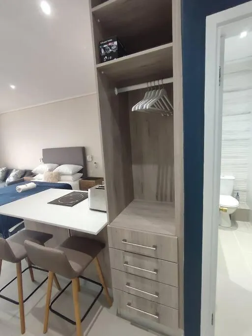 Blue Views Superior At Brookes Hill Suites Port Elizabeth 0*,